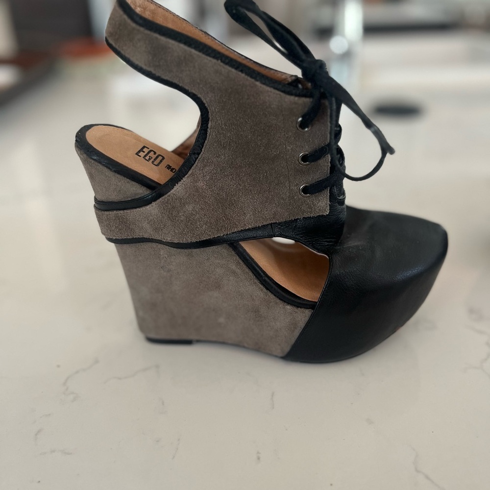 EGO Black and Gray Wedge Shoes for Effortless Elegance